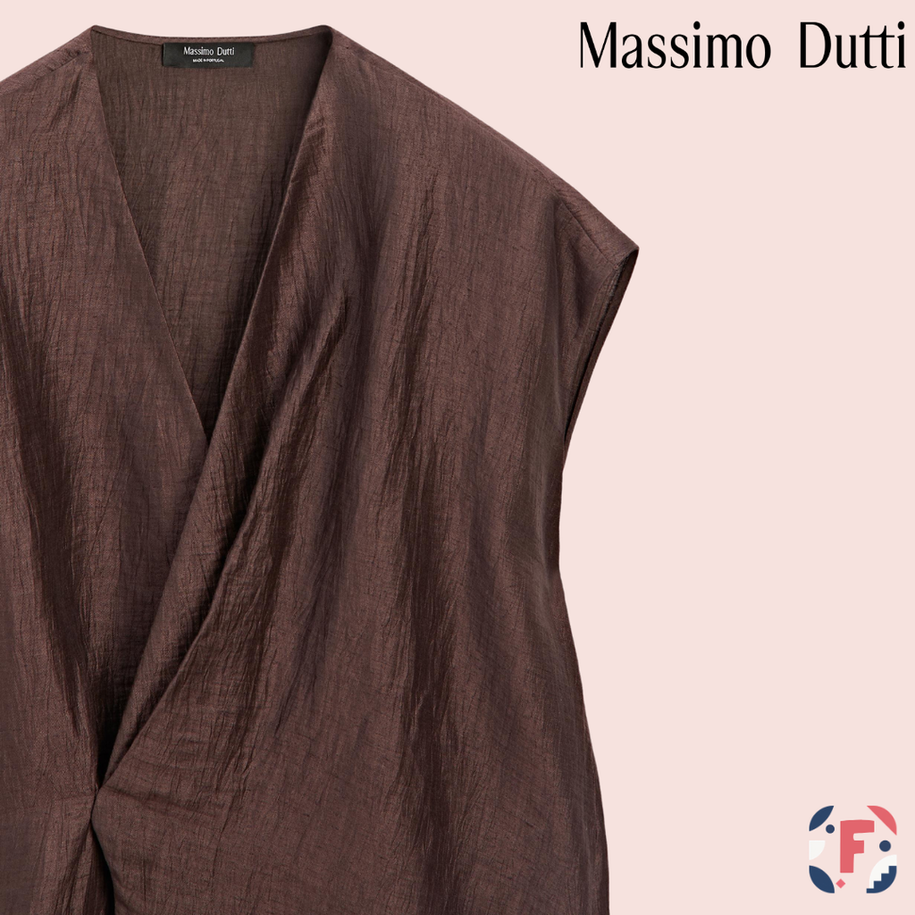 Vista frontal del kimono marrón de Massimo Dutti