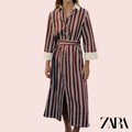 Vestido Camisero Rayas Burdeos Zara - vista frontal modelo